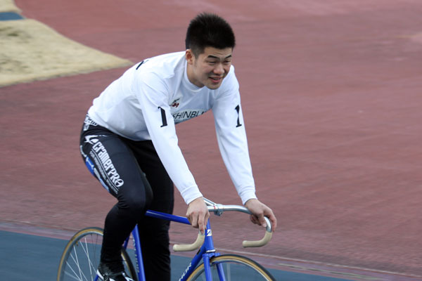 https://www.keirin-saitama.jp/omiya/wp-content/uploads/archives/%E6%9C%A8%E6%9A%AE%E8%87%AA%E8%BB%A2%E8%BB%8A%E3%82%A2%E3%83%83%E3%83%97%E3%80%80IMG_6381.jpg