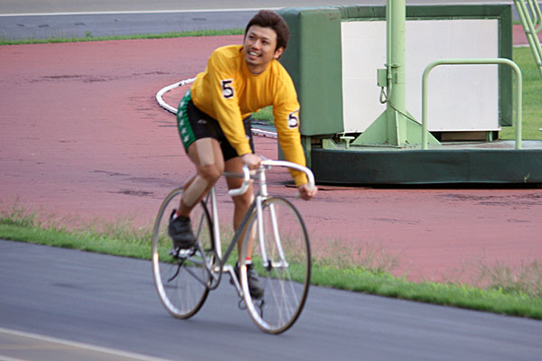 https://www.keirin-saitama.jp/omiya/wp-content/uploads/archives/20101017_a2.jpg