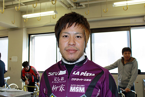https://www.keirin-saitama.jp/omiya/wp-content/uploads/archives/20110114_satou.jpg
