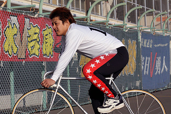 https://www.keirin-saitama.jp/omiya/wp-content/uploads/archives/20120324_a1.jpg