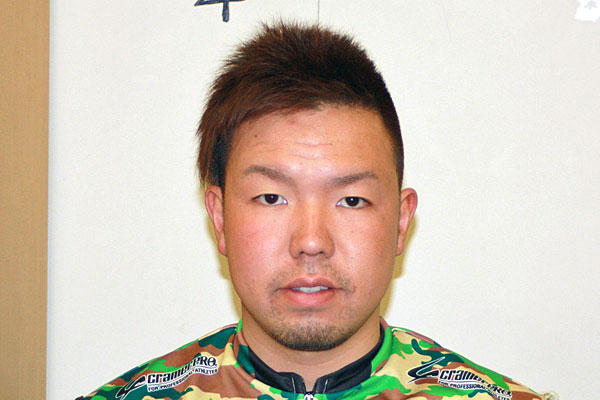 https://www.keirin-saitama.jp/omiya/wp-content/uploads/archives/2014.04.20-%E6%AB%BB%E4%BA%95.jpg