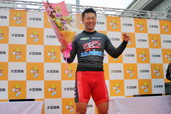 https://www.keirin-saitama.jp/omiya/wp-content/uploads/archives/20180119_syouryu2.jpg