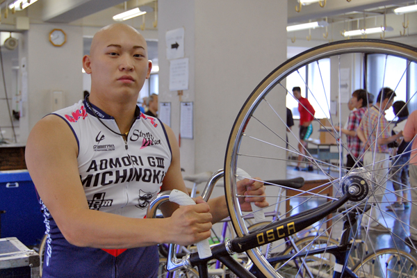 https://www.keirin-saitama.jp/omiya/wp-content/uploads/archives/20180724_kadowaki.jpg