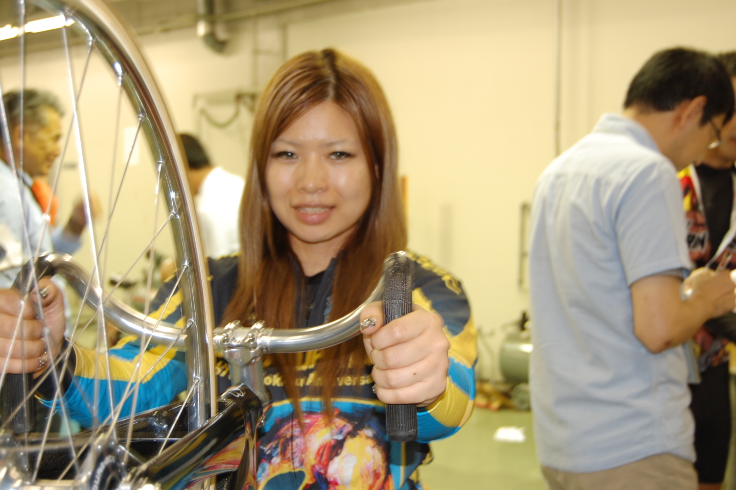 https://www.keirin-saitama.jp/seibuen/wp-content/uploads/archives/%E7%9F%B3%E4%BA%95%E5%AF%9B%E5%AD%90%E9%81%B8%E6%89%8B.JPG