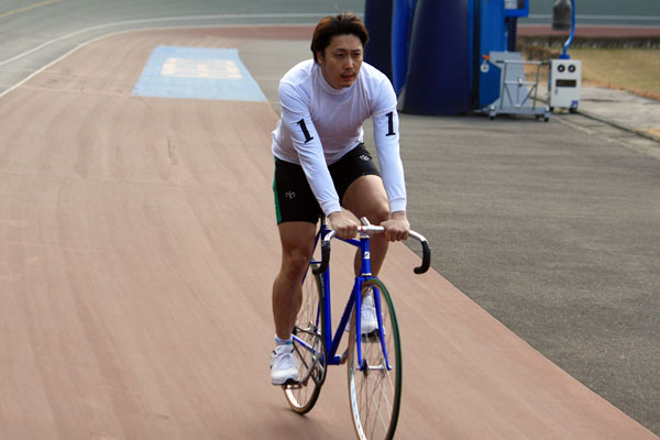 https://www.keirin-saitama.jp/seibuen/wp-content/uploads/archives/%E9%B9%BF%E3%80%80%E8%87%AA%E8%BB%A2%E8%BB%8A%E3%80%80%E3%82%A2%E3%83%83%E3%83%97IMG_6554.jpg