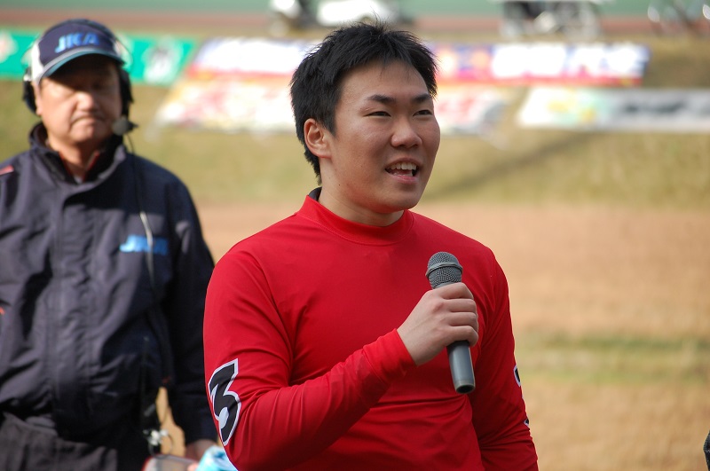 https://www.keirin-saitama.jp/seibuen/wp-content/uploads/archives/017.JPG