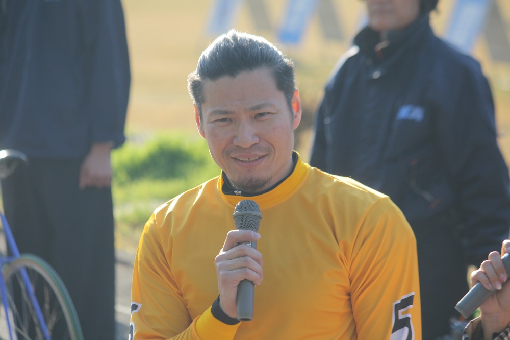 https://www.keirin-saitama.jp/seibuen/wp-content/uploads/archives/090.JPG