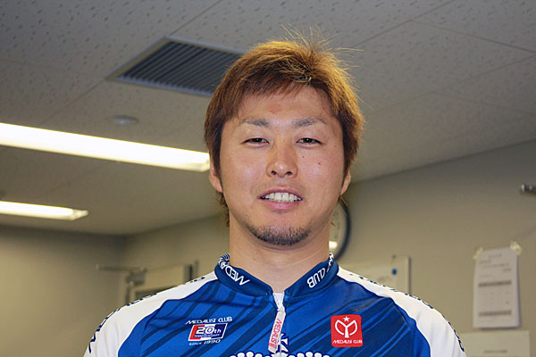 https://www.keirin-saitama.jp/seibuen/wp-content/uploads/archives/20110422_s1.jpg