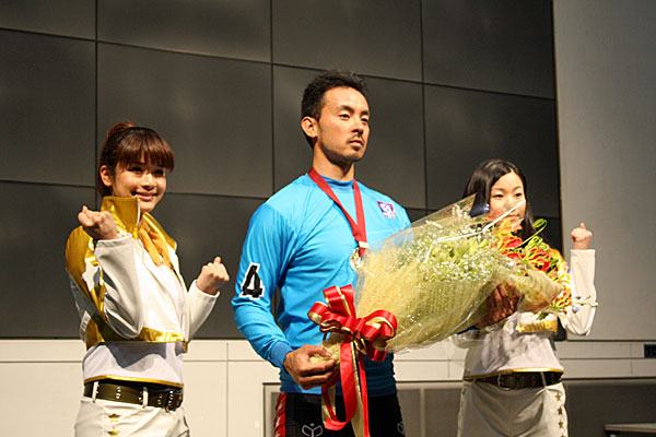 https://www.keirin-saitama.jp/seibuen/wp-content/uploads/archives/20110424_2.jpg