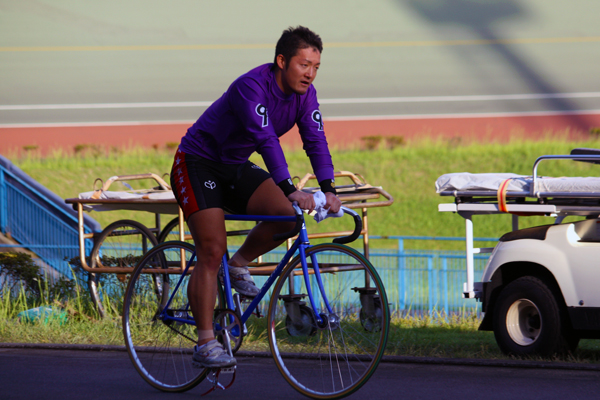 https://www.keirin-saitama.jp/seibuen/wp-content/uploads/archives/20110916_s1.jpg