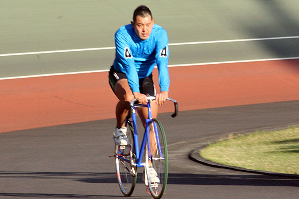 https://www.keirin-saitama.jp/seibuen/wp-content/uploads/archives/20111116_a1.jpg