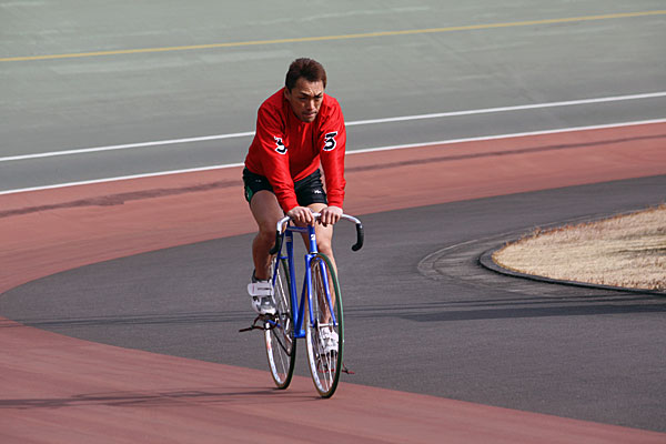 https://www.keirin-saitama.jp/seibuen/wp-content/uploads/archives/20120110_ac1.jpg