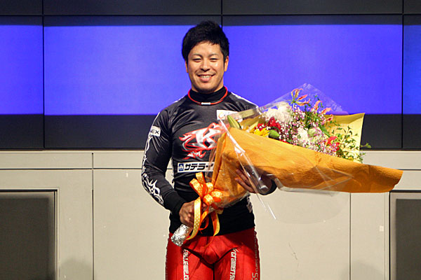 https://www.keirin-saitama.jp/seibuen/wp-content/uploads/archives/20120603_gr1.jpg