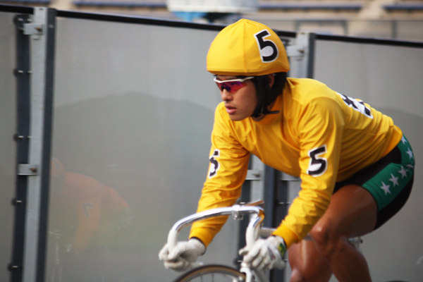 https://www.keirin-saitama.jp/seibuen/wp-content/uploads/archives/20121031_a1.jpg