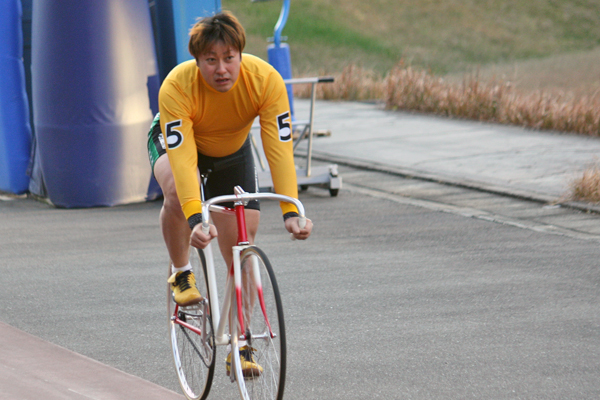 https://www.keirin-saitama.jp/seibuen/wp-content/uploads/archives/20131212_a1.jpg