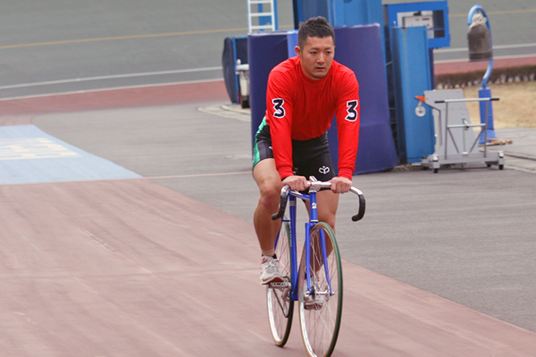 https://www.keirin-saitama.jp/seibuen/wp-content/uploads/archives/20140326_a1.jpg