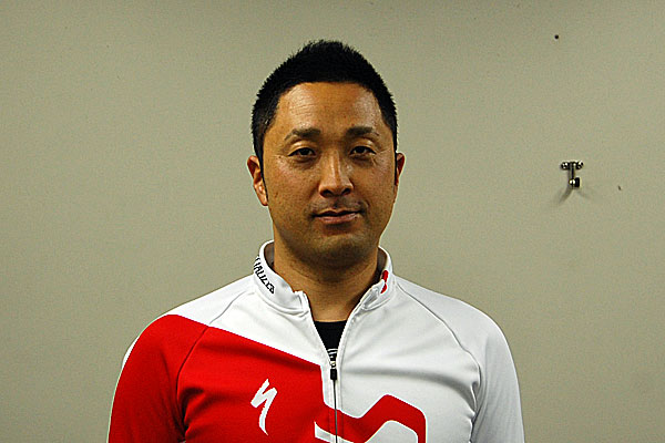 https://www.keirin-saitama.jp/seibuen/wp-content/uploads/archives/20140513-%E9%A3%AF%E5%B6%8B.jpg