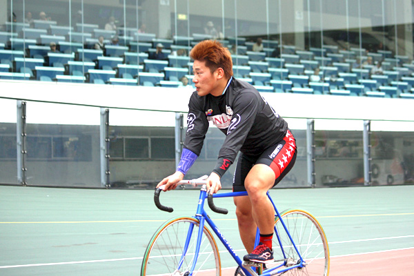 https://www.keirin-saitama.jp/seibuen/wp-content/uploads/archives/20180518_s1.jpg