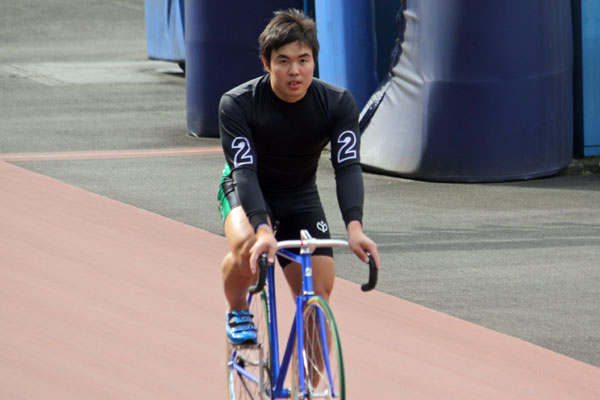 https://www.keirin-saitama.jp/seibuen/wp-content/uploads/archives/yoshitake1.jpg